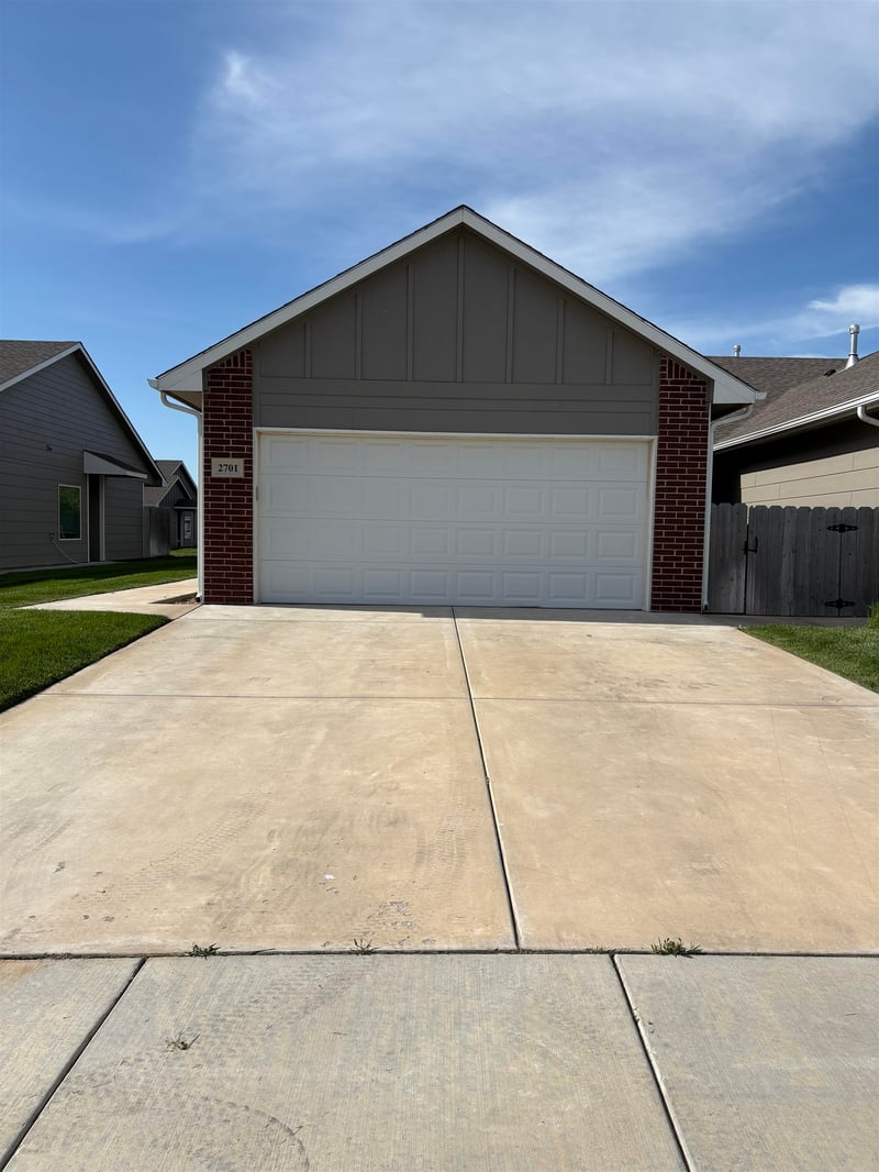 2701-2703 55th St N, Wichita, KS 67204