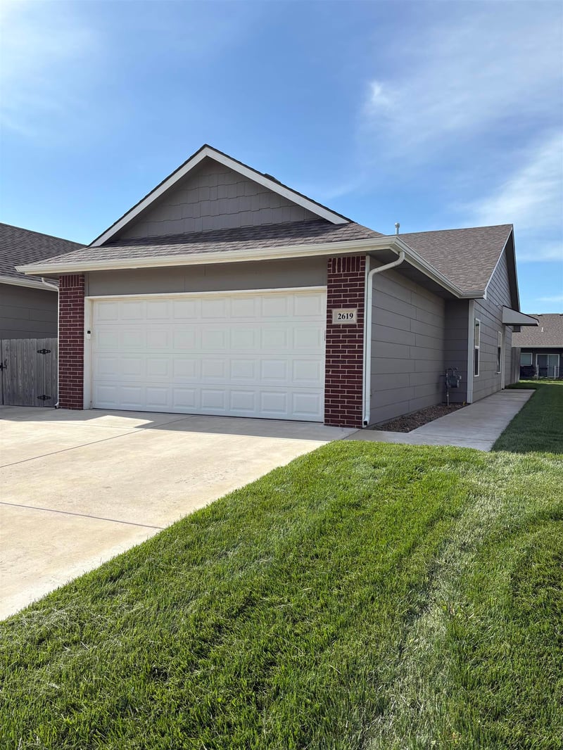 2617-2619 55th St N, Wichita, KS 67204