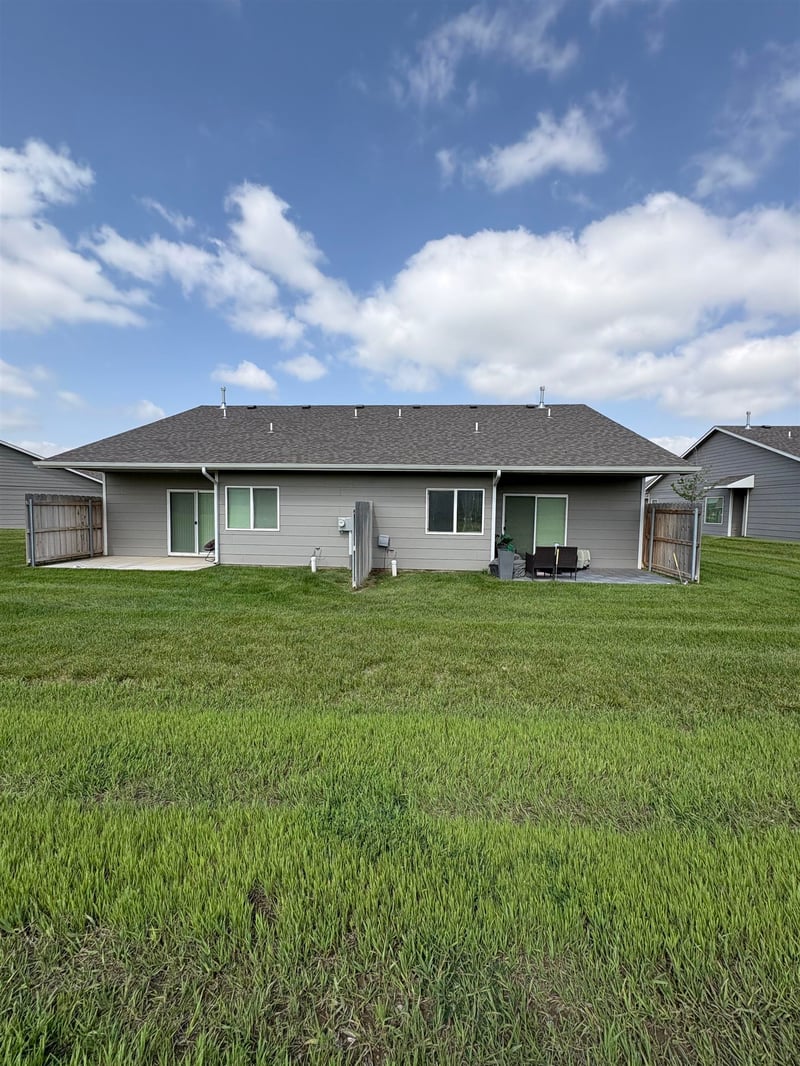 2515-2513 55th St N, Wichita, KS 67204