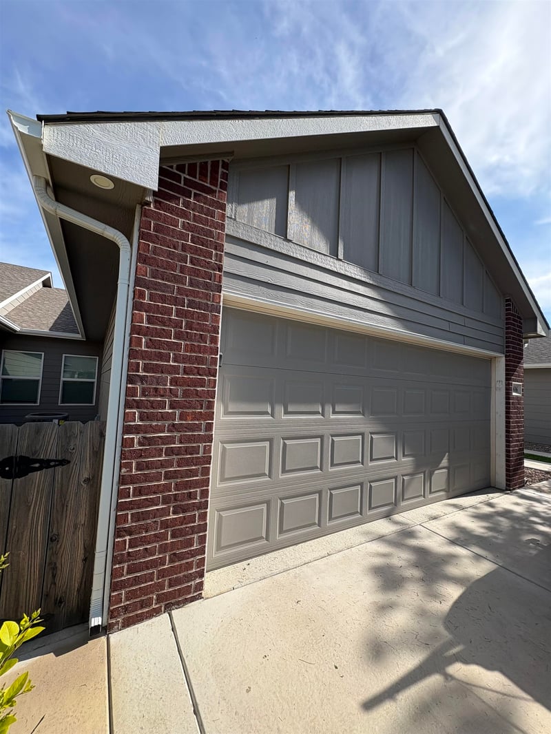 2509-2507 55th St N, Wichita, KS 67204