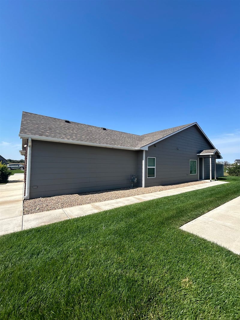 2811-2813 55th Ct N, Wichita, KS 67204