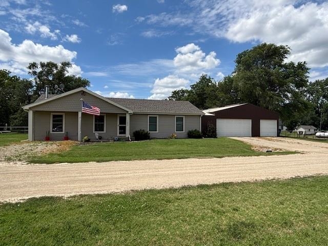 102 S Mill St, New Cambria, KS 67470