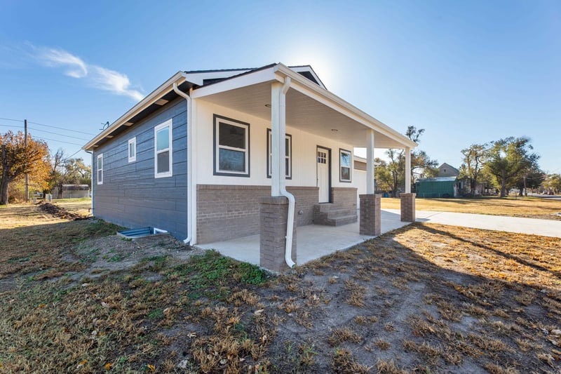 126 S Colorado, Burrton, KS 67020