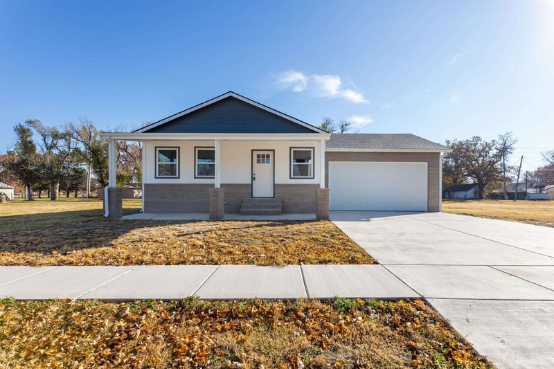 126 S Colorado, Burrton, KS 67020