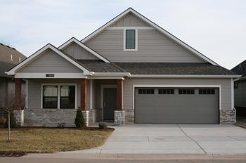 2021 W 12th St, Wichita, KS 67203
