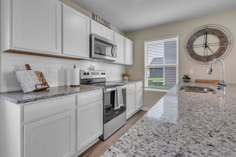 2231 S Vintage Dr, Andover, KS 67002