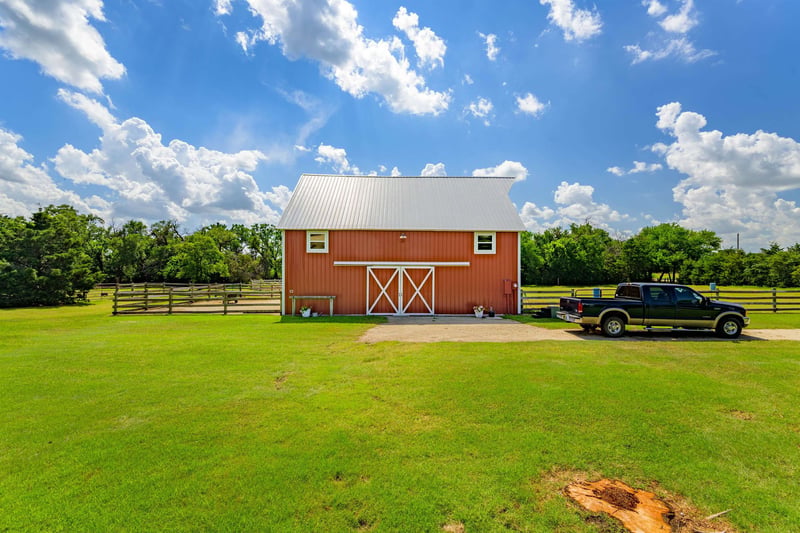 8835 S 103rd St W, Clearwater, KS 67026
