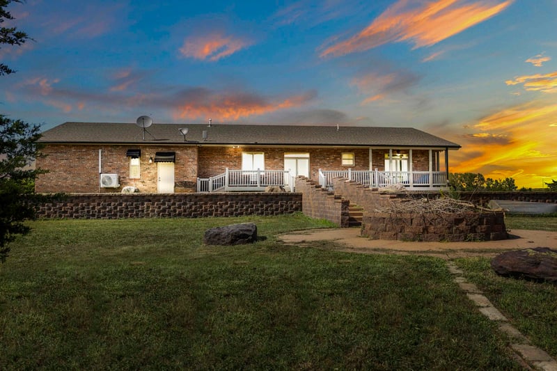 105 Jet Cir, Brookville, KS 67425