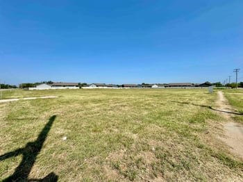 5515 S Seneca, Wichita, KS 67217