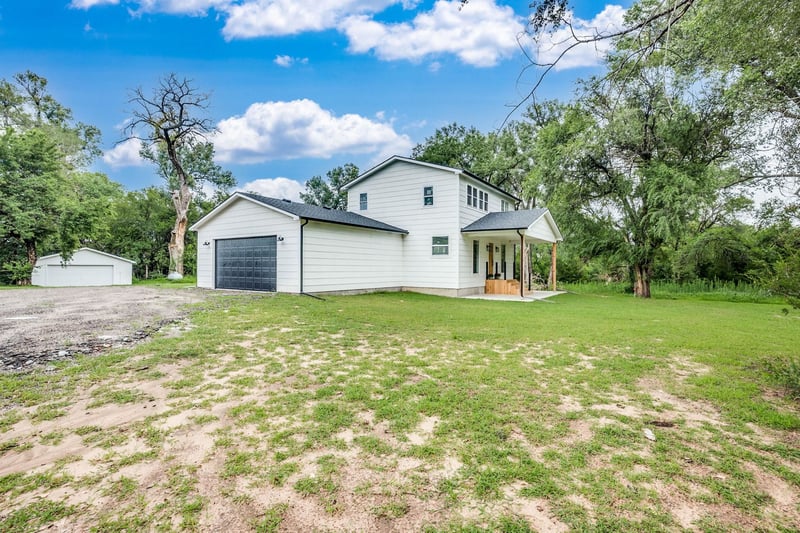 12347 NE 10th St, Murdock, KS 67111