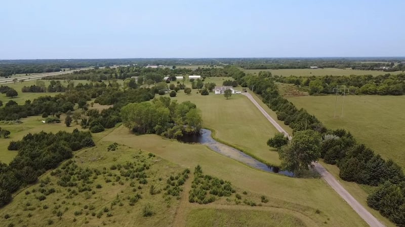 1775 SW Santa Fe Lake Rd, Towanda, KS 67144