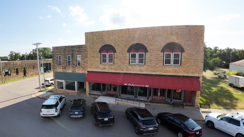 105 Main St, Sylvan Grove, KS 67481