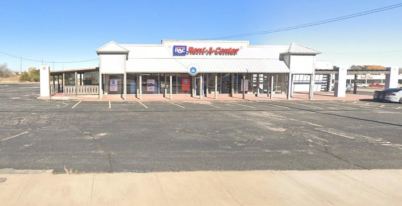 2502 W Central, El Dorado, KS 67042