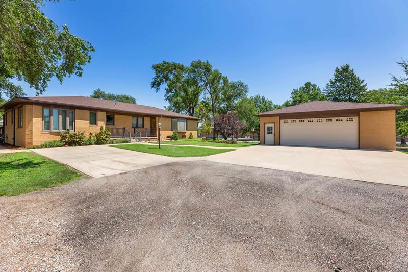 19020 W Baalman Ave, Colwich, KS 67030