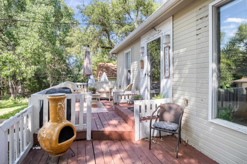 4 Pioneer Ct, Marion, KS 66861