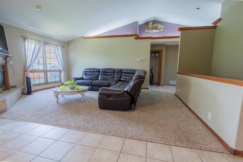 720 Marilyn St, Minneapolis, KS 67467