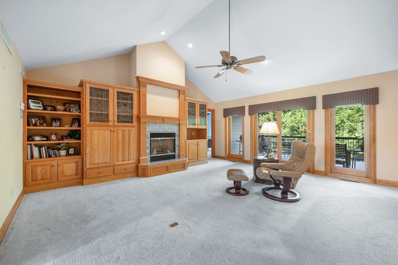 589 Quail Creek Rd, Peabody, KS 66866