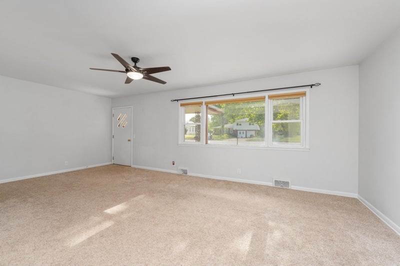 603 N Sumner St, Oxford, KS 67119
