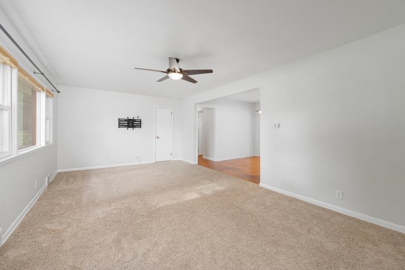 603 N Sumner St, Oxford, KS 67119