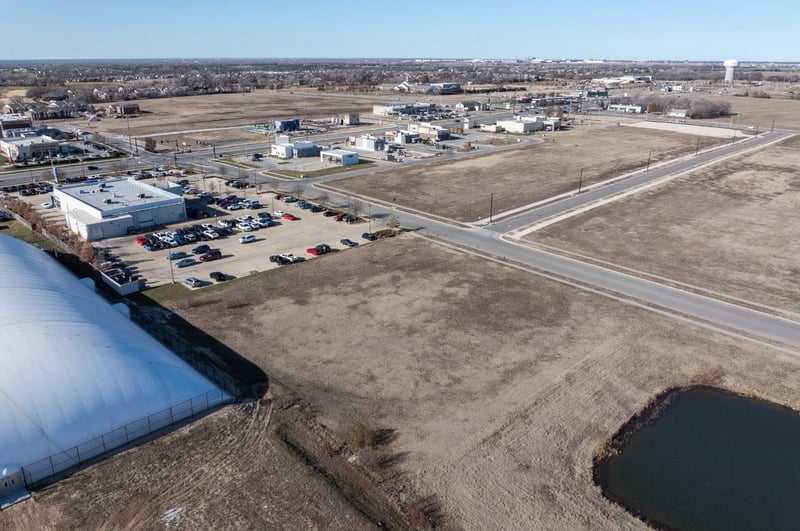 LOT 2 Block B, Derby, KS 67037