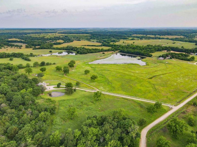 8878 Brown Rd, Fredonia, KS 66736