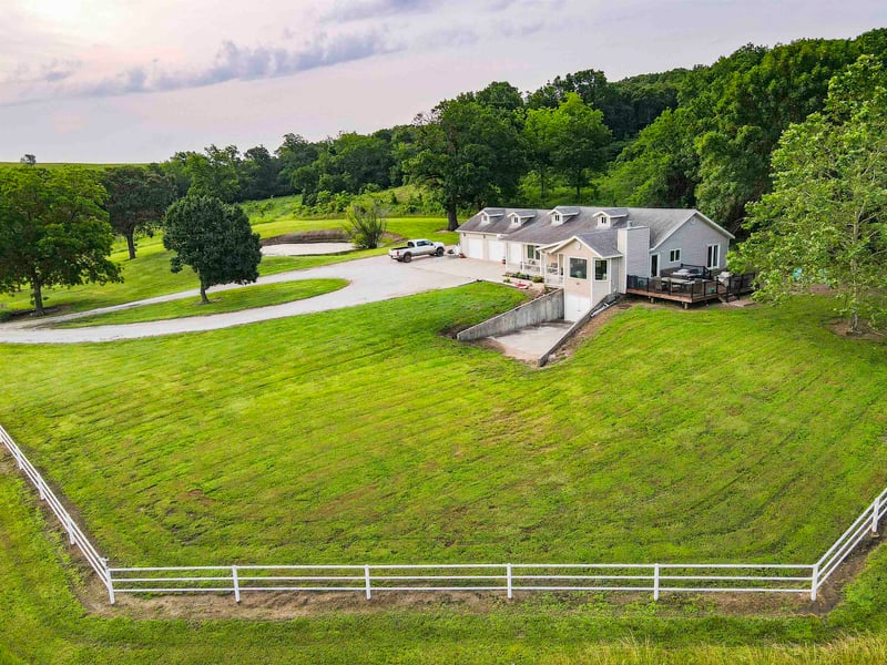 8878 Brown Rd, Fredonia, KS 66736