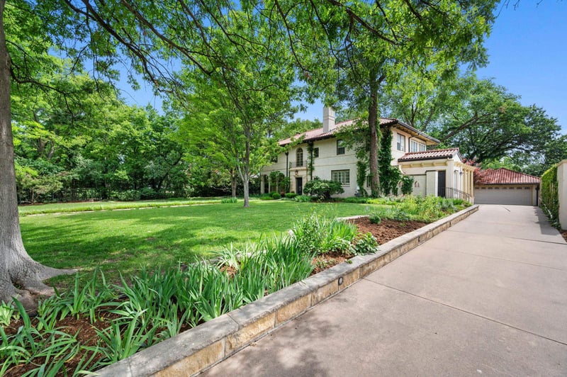 334 N Crestway, Wichita, KS 67208