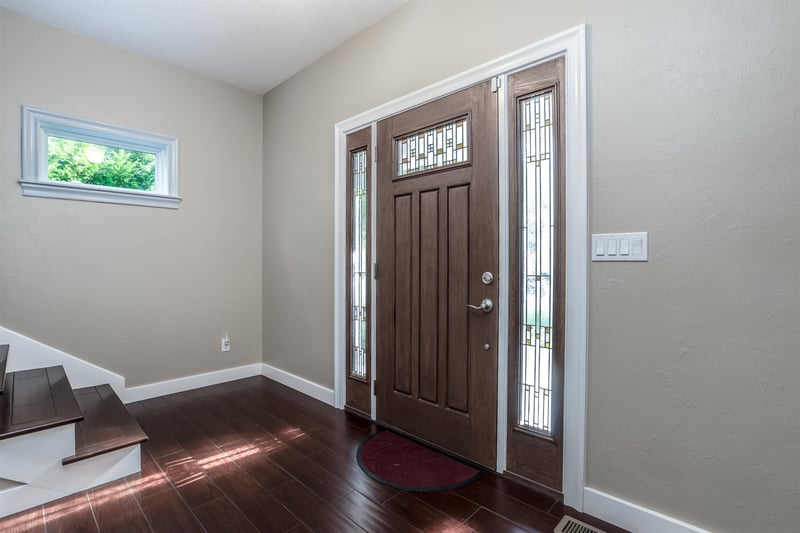 419 Spruce St, Halstead, KS 67056