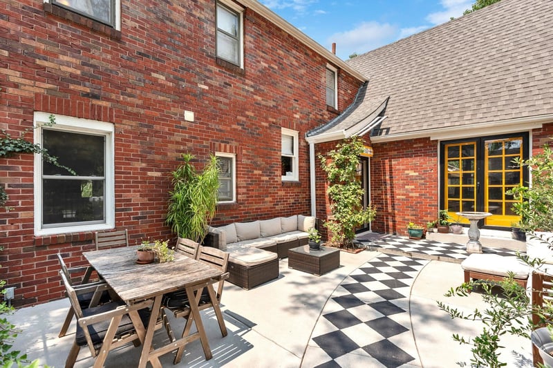 175 S Battin, Wichita, KS 67218