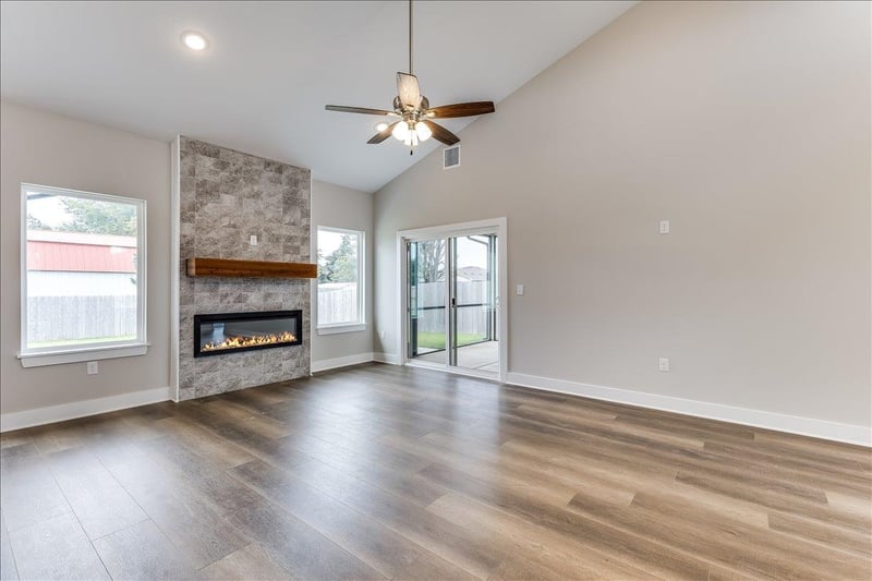 4422 Sunny Ct, Wichita, KS 67205