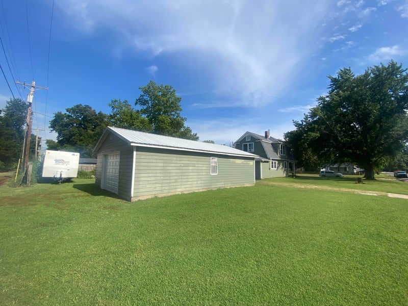 203 E Olive, Oxford, KS 67119