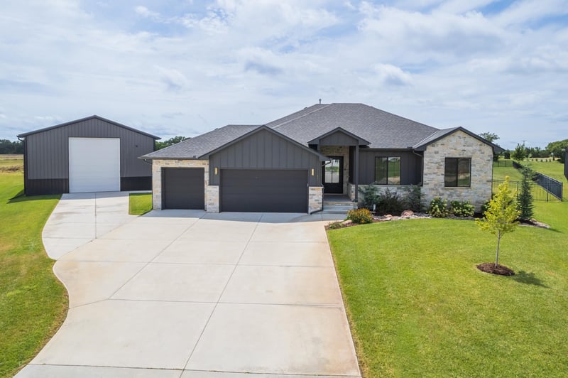 11845 W Cherese Ct, Wichita, KS 67215