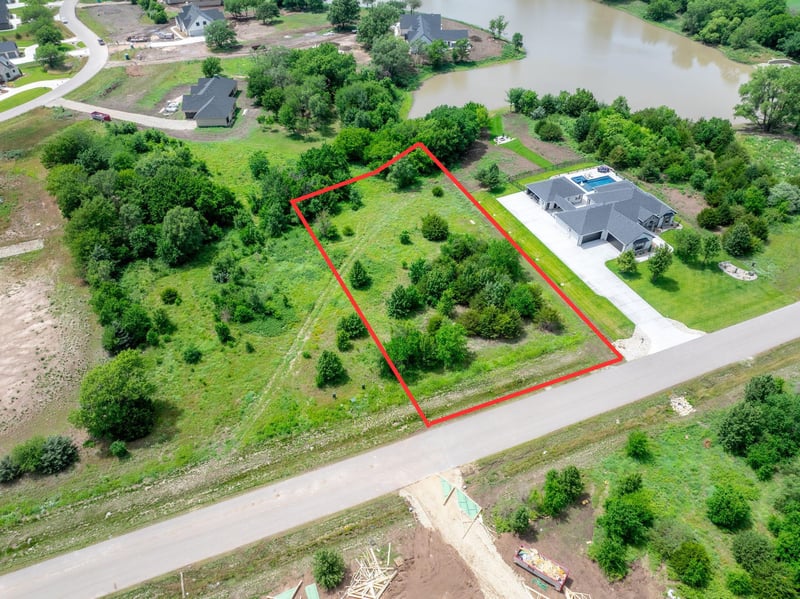 16580 Hickory Ct, Goddard, KS 67052