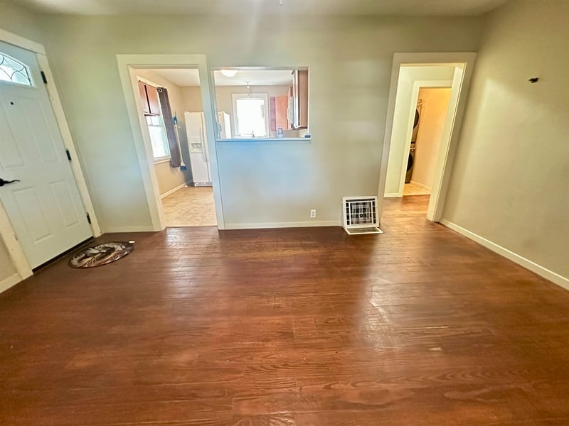 4636 Harry St, Wichita, KS 67218