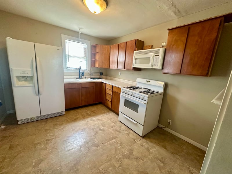 4636 Harry St, Wichita, KS 67218
