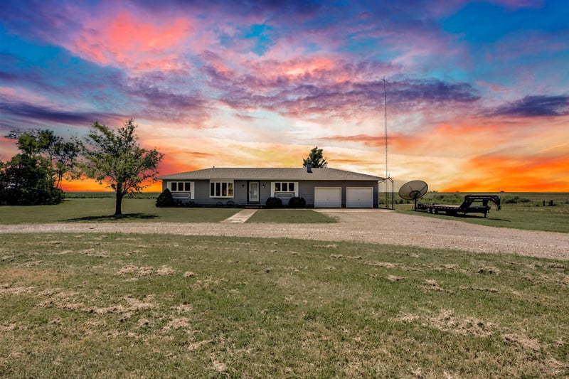 1057 NE 20 Rd, Freeport, KS 67049
