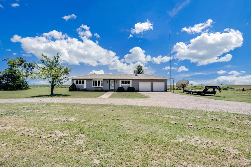 1057 NE 20 Rd, Freeport, KS 67049