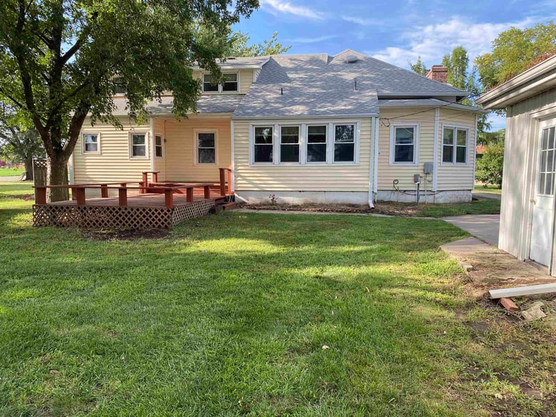 102 E Bartlett, Clifton, KS 66937