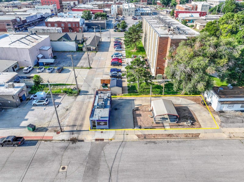 117 2nd Ave, El Dorado, KS 67042