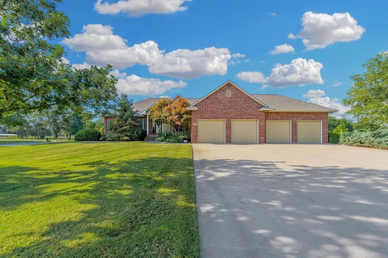 501 W Catalpa, Belle Plaine, KS 67013
