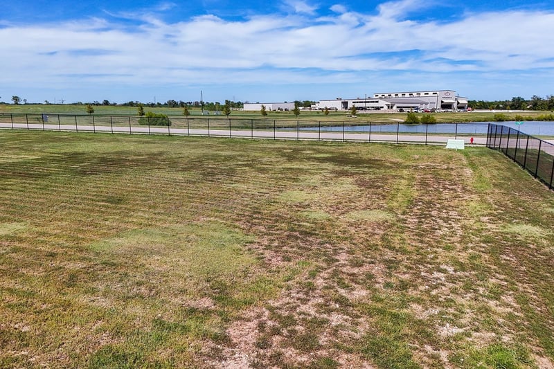 Mason Dr, Kechi, KS 67067