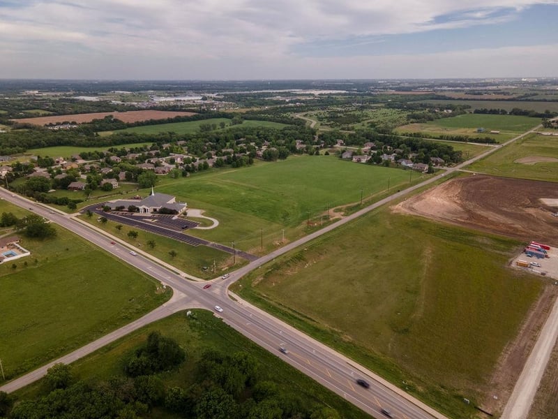 Lot 2 Block A Amber Rg, Valley Center, KS 67147