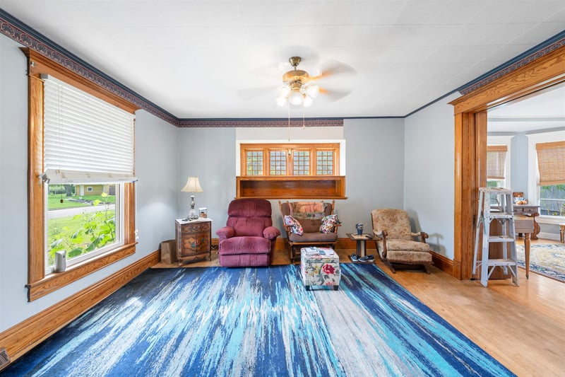121 N Jackson St, Marquette, KS 67464