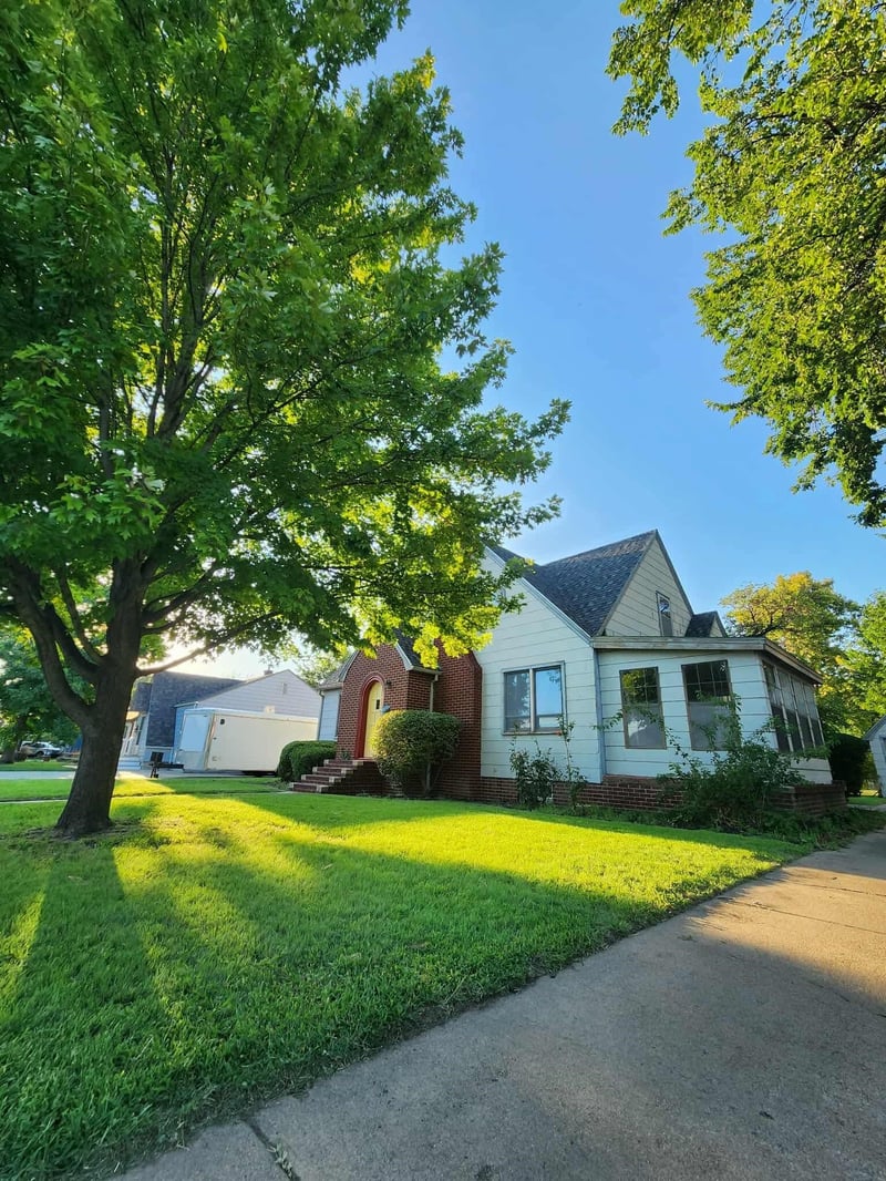 3120 Forest Ave, Great Bend, KS 67530