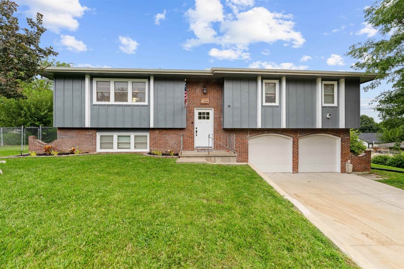 415 Charles Rd, Abilene, KS 67410