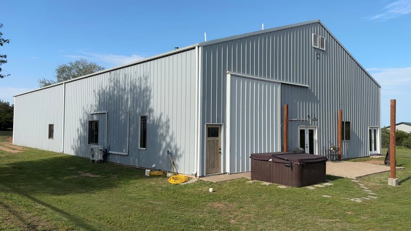 20029 30th Ave, Pratt, KS 67124