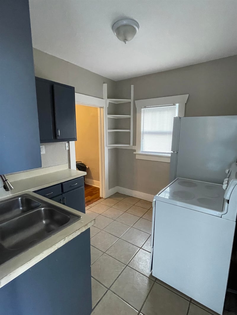 1710 E Victor St, Wichita, KS 67214