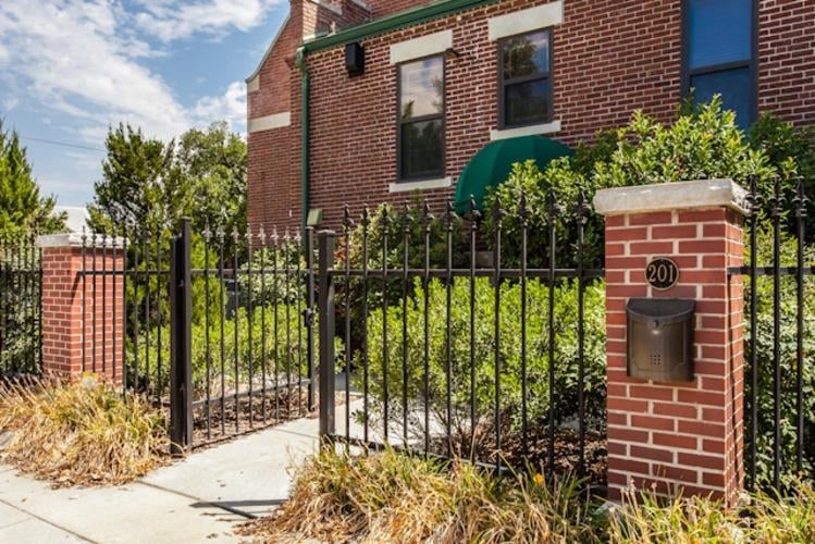 1116 1st St, Wichita, KS 67214