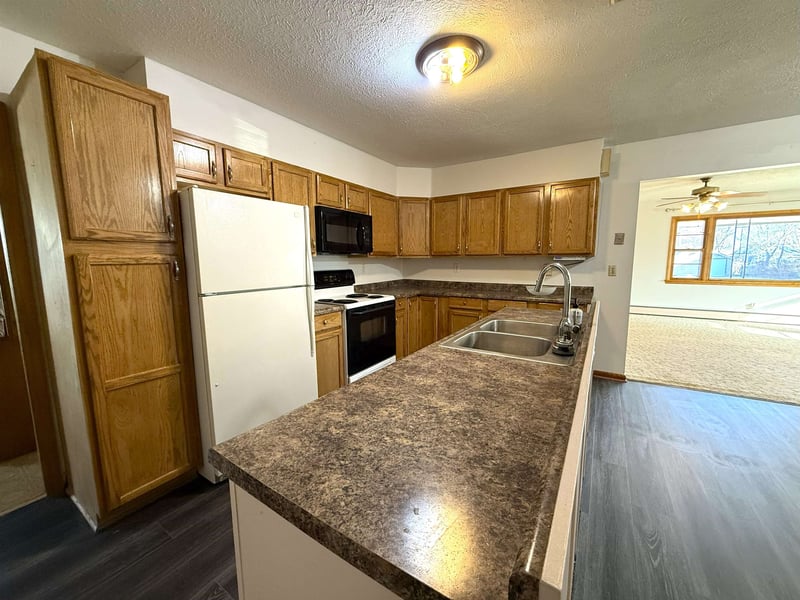 321 N Nelson St, Bennington, KS 67422
