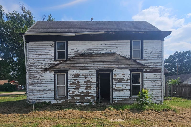 303 W Main, Harper, KS 67058